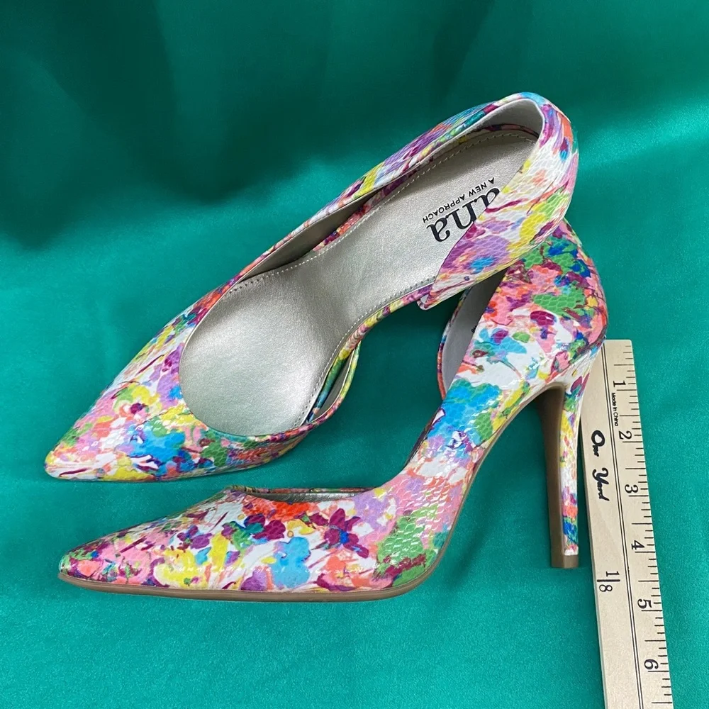 a.n.a Multi-color Floral w/Snakeskin Texture Pointed-Toe 4” Heels—Size 9M